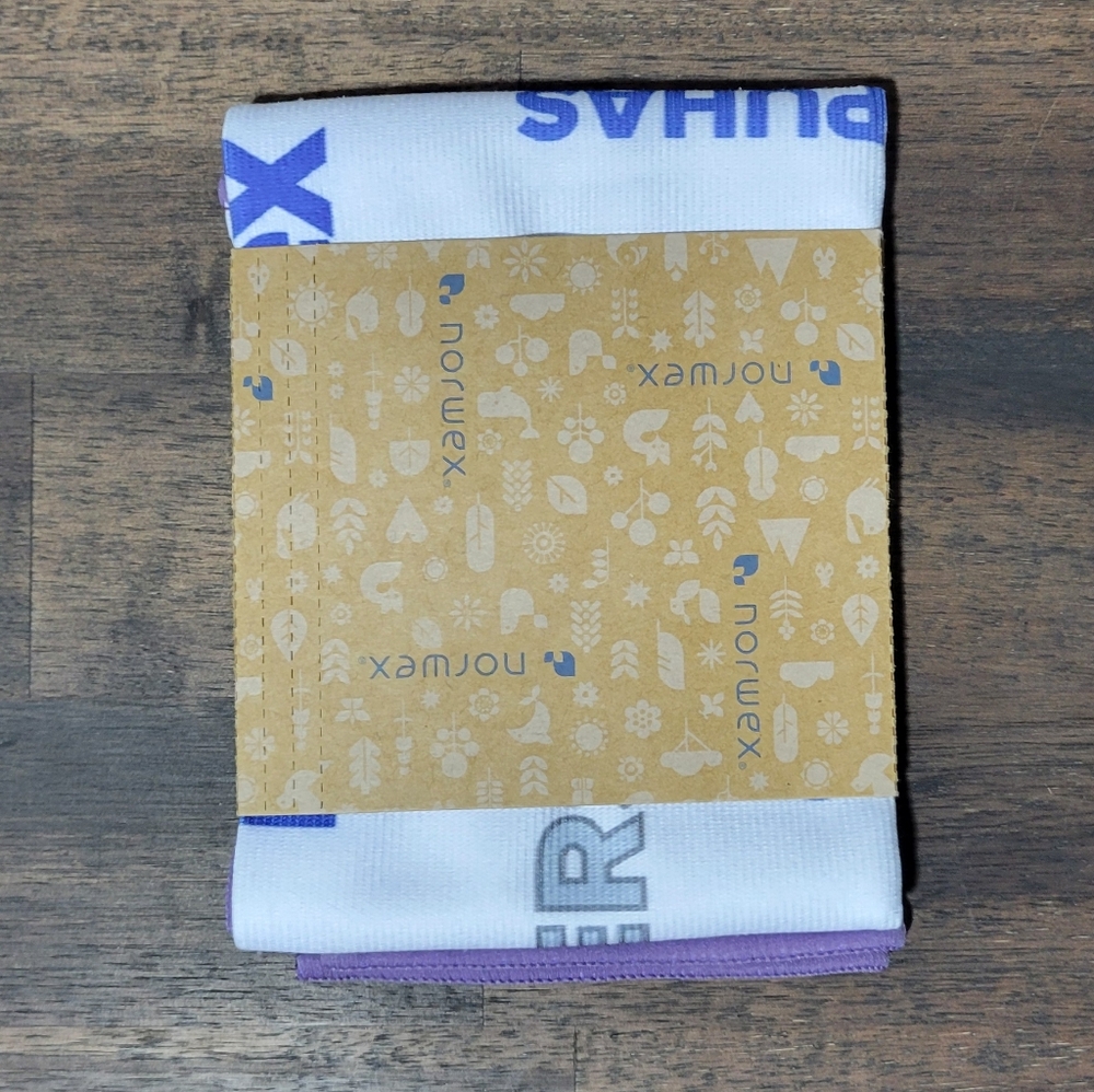 Norwex Window Cloth - Picture 2 of 2